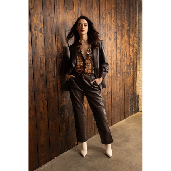 T-Tahari Vegan Leather Ruched Sleeve Blazer Size 14 - Picture 4 of 15